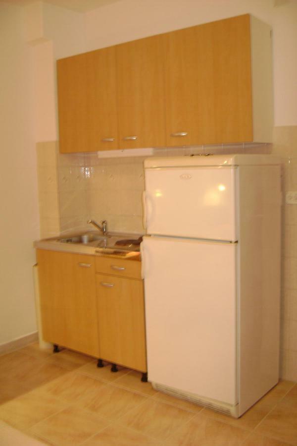 Apartmani Peko Đảo Pag Ngoại thất bức ảnh