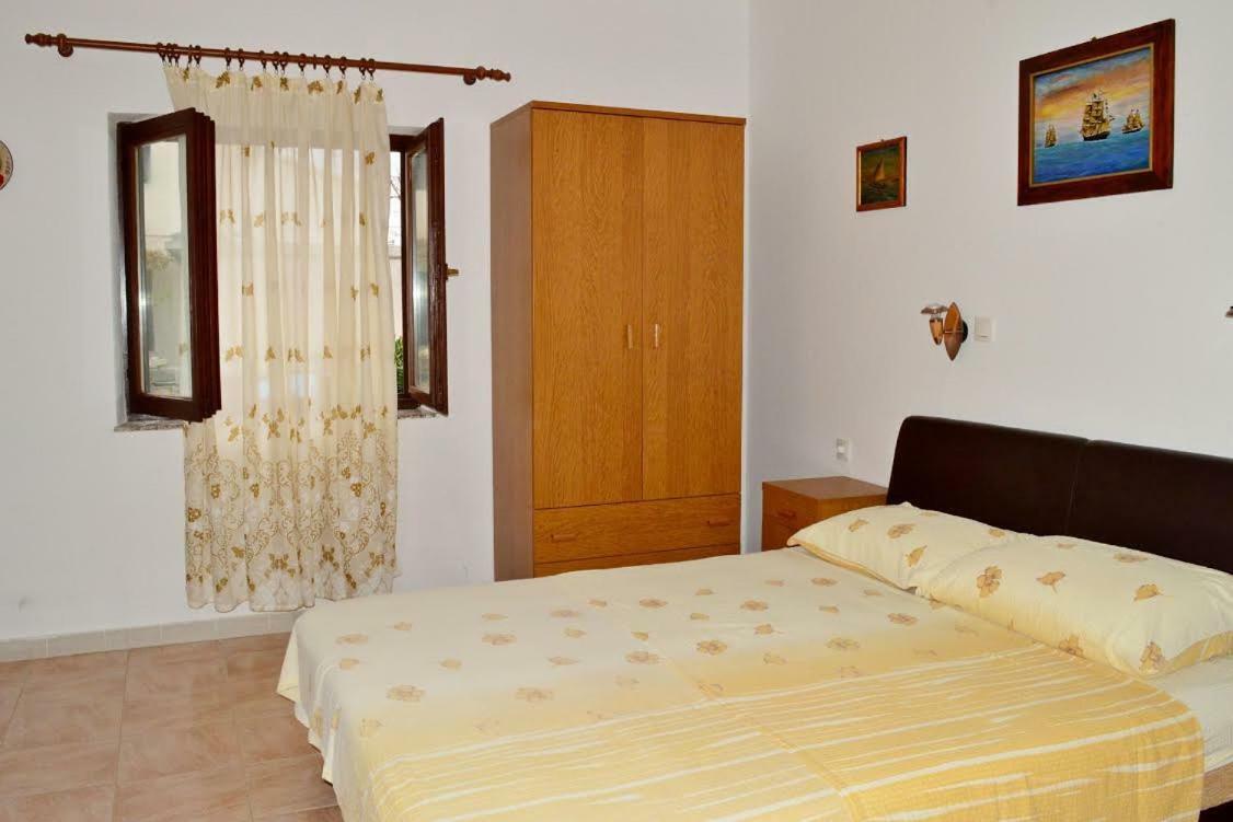 Apartmani Peko Đảo Pag Ngoại thất bức ảnh